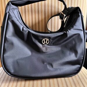 Lululemon mini shoulder bag